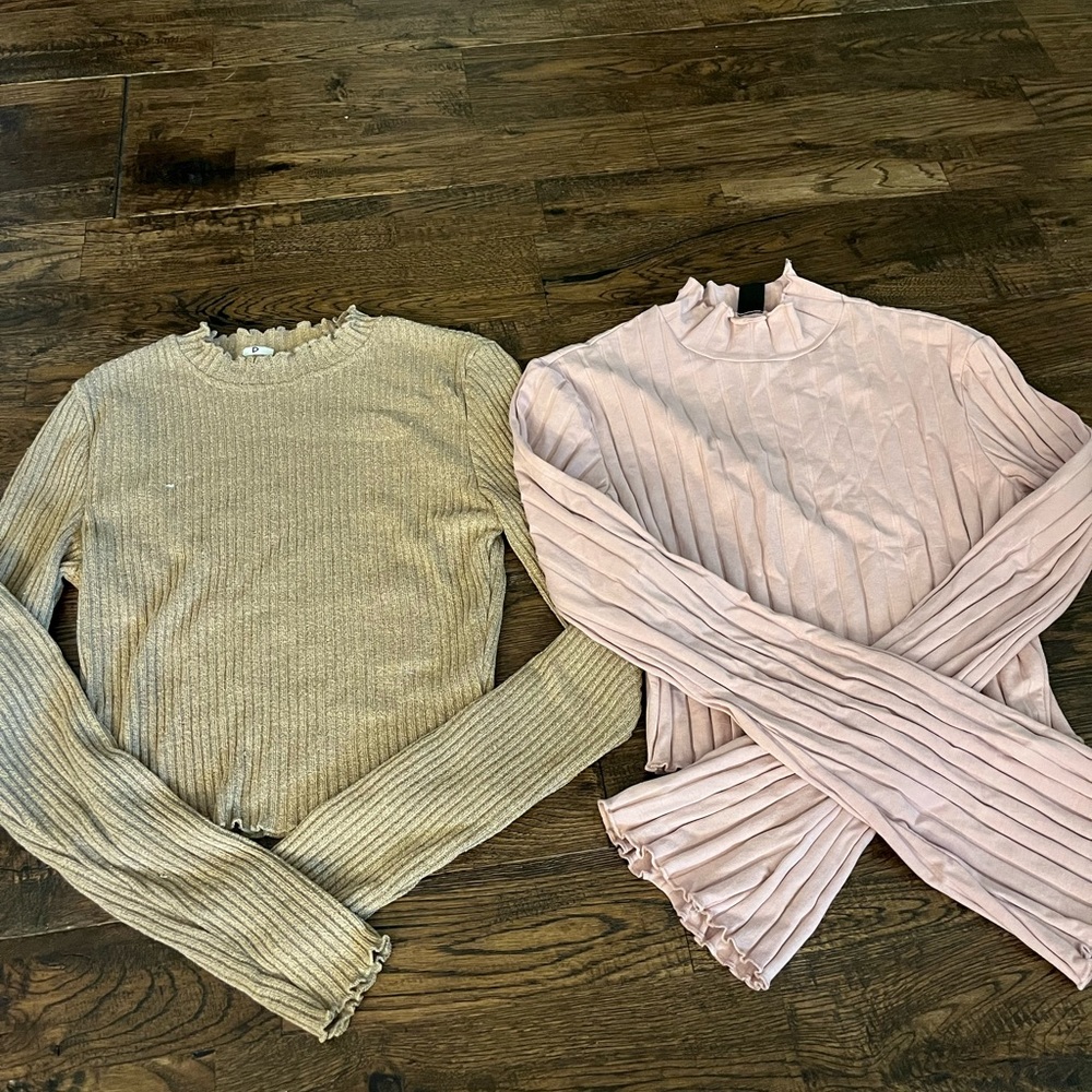 Pair of high neck long sleeves